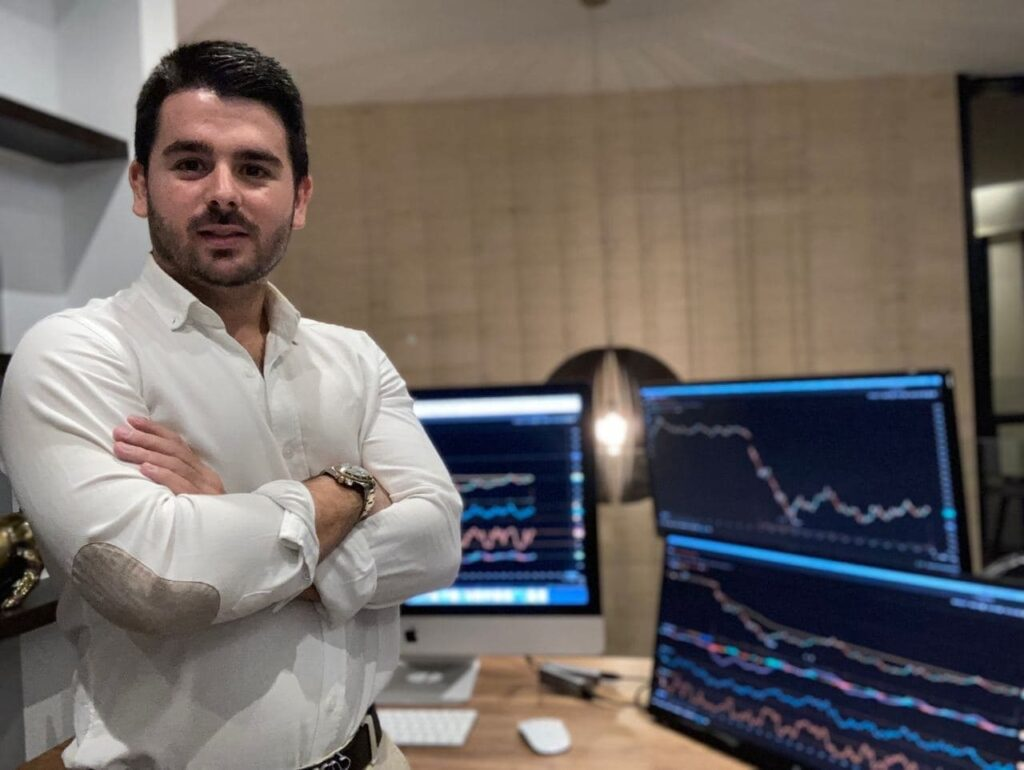 enrique moris tradeando